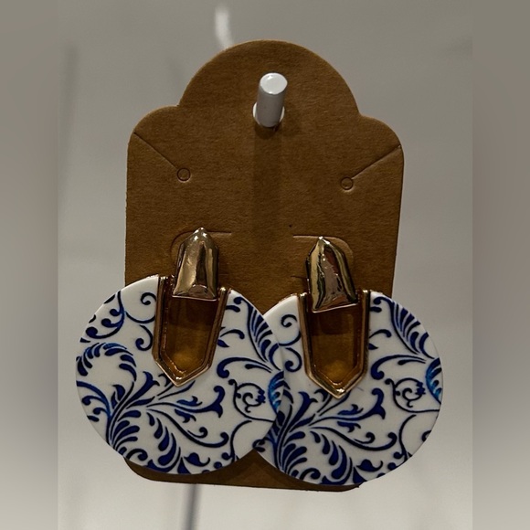 Elegant Blue & Gold Earrings - Picture 3 of 3